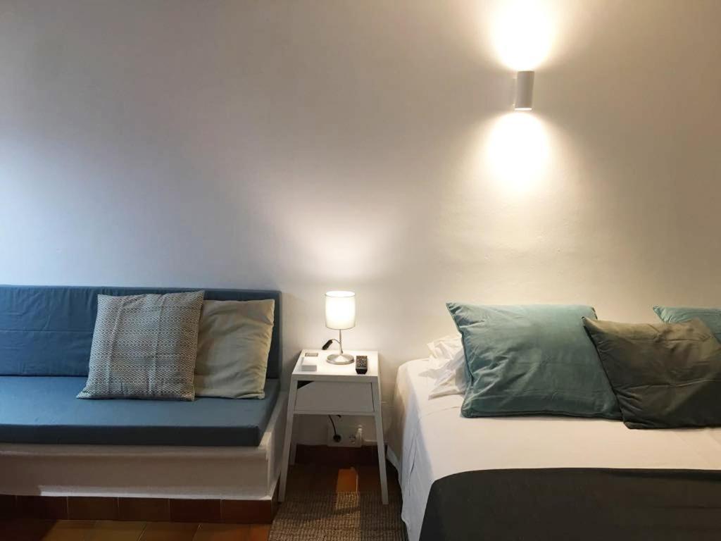 Apartamentos Albertos ซานตาเอวเลเรียเดสริว ภายนอก รูปภาพ